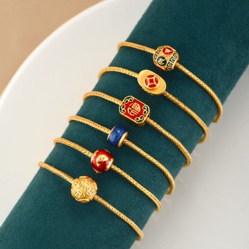 18K Gold Om Mani Padme Hum Koi Fish Luck Bracelet 18K Gold Om Mani Padme Hum Koi Fish Luck Bracelet