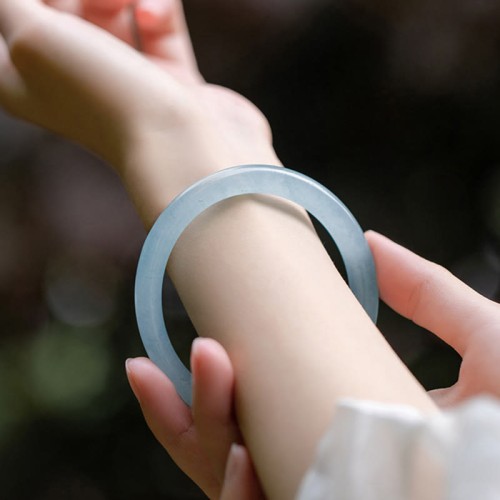 Natural Aquamarine Serenity Bangle