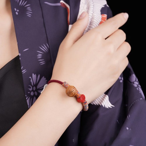 Chinese Zodiac Red String Peach Pit Cinnabar Bracelet Chinese Zodiac Red String Peach Pit Cinnabar Bracelet