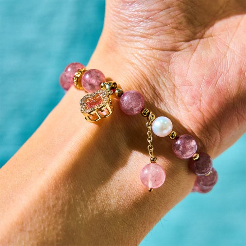 Strawberry Quartz Pearl Four Leaf Clover Bracelet