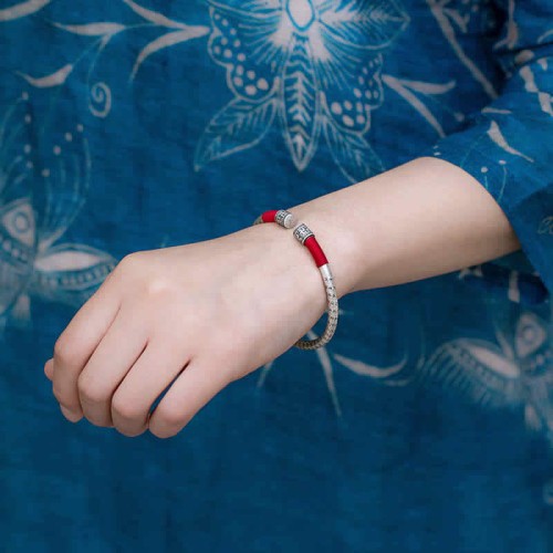 Om Mani Padme Hum Luck Red String Bangle