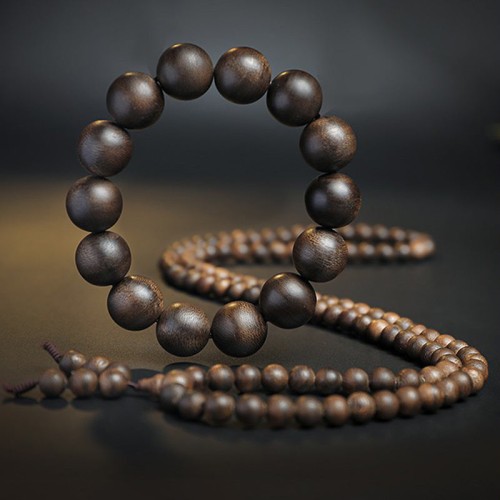 108 Mala Agarwood Peace Strength Calm Bracelet 108 Mala Agarwood Peace Strength Calm Bracelet