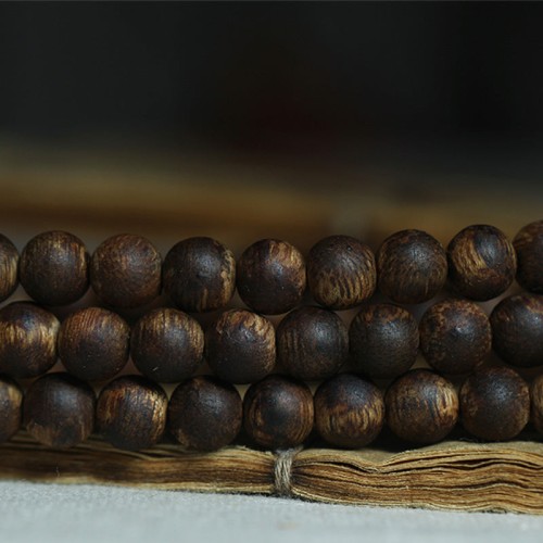 108 Mala Beads Agarwood Jade 999 Gold Peace Bracelet 108 Mala Beads Agarwood Jade 999 Gold Peace Bracelet