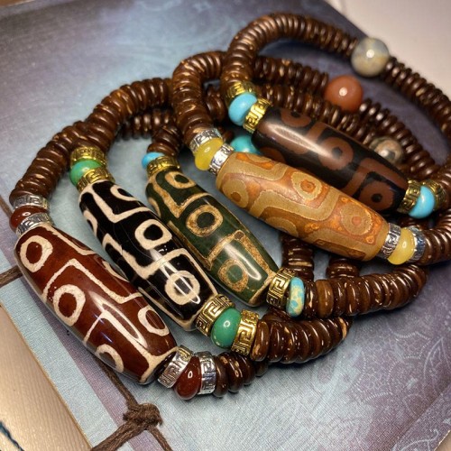Nine-Eye Dzi Bead Wealth Bracelet Nine-Eye Dzi Bead Wealth Bracelet