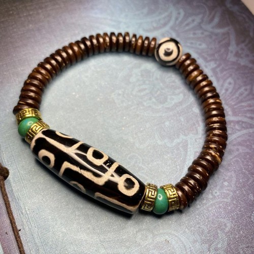 Nine-Eye Dzi Bead Wealth Bracelet Nine-Eye Dzi Bead Wealth Bracelet