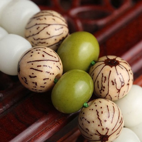 White Jade Bodhi Lotus Mala Necklace Bracelet White Jade Bodhi Lotus Mala Necklace Bracelet