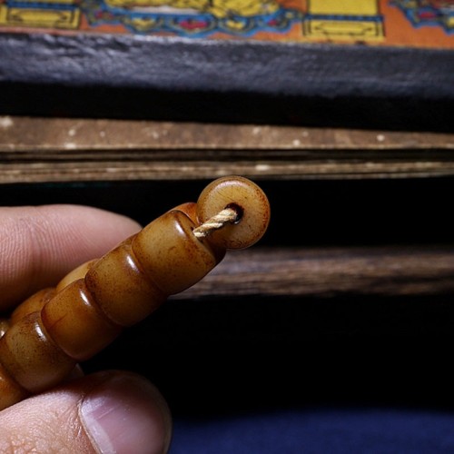 Tibet Yak Bone Amber Balance Bracelet Tibet Yak Bone Amber Balance Bracelet