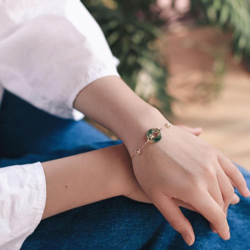 Cyan Jade Koi Fish Healing Bracelet