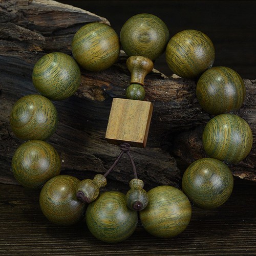 Green Sandalwood Cure Bracelet Green Sandalwood Cure Bracelet
