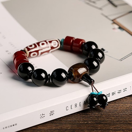 Tibetan Nine-Eye Dzi Black Onyx Wealth Bracelet