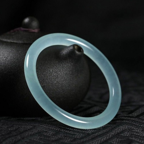 Green Phantom Crystal Confidence Bracelet
