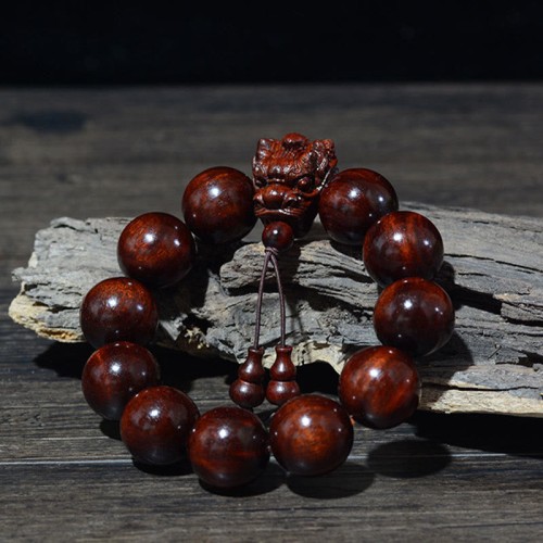 Rosewood Green Sandalwood Dragon Carved Bracelet Rosewood Green Sandalwood Dragon Carved Bracelet