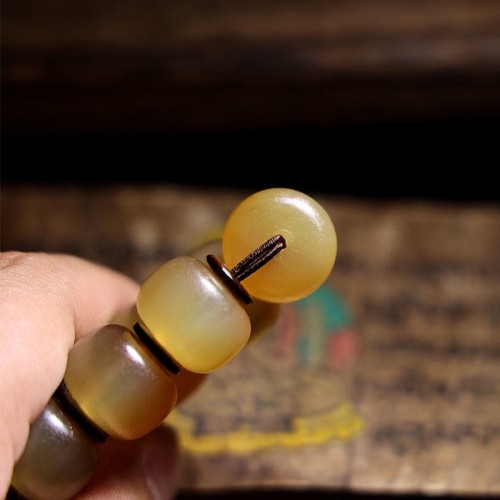 Sheep Horn Om Mani Padme Hum Auspicious Bracelet Sheep Horn Om Mani Padme Hum Auspicious Bracelet