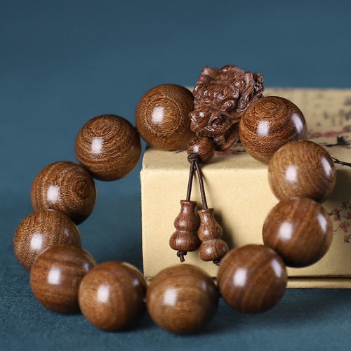 Rosewood Green Sandalwood Dragon Carved Bracelet Rosewood Green Sandalwood Dragon Carved Bracelet