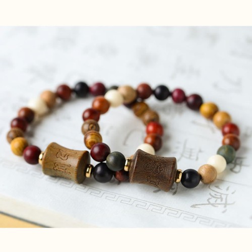 Tibet Sandalwood Om Mani Padme Hum Protection Bracelet Tibet Sandalwood Om Mani Padme Hum Protection Bracelet