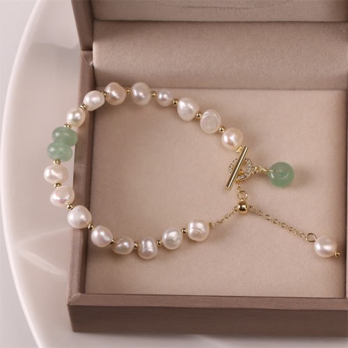 Pearl Green Strawberry Quartz Healing Bracelet