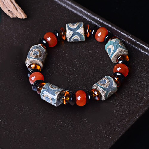 Tibetan Three-Eyed Dzi Bead Agate Protection Bracelet Tibetan Three-Eyed Dzi Bead Agate Protection Bracelet