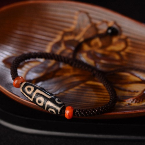 Tibetan Nine-Eye Dzi Prosperity String Bracelet