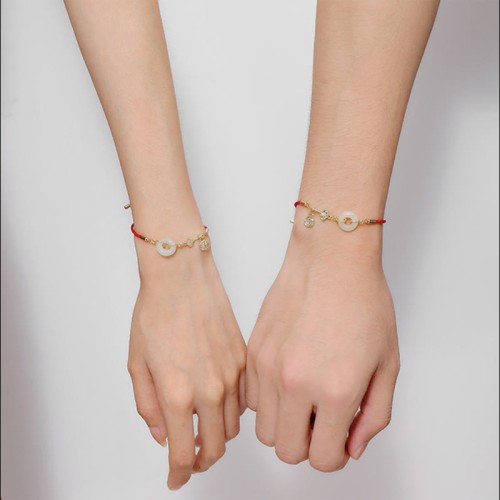 18K Gold Hetian Jade Luck Red Rope Bracelet 18K Gold Hetian Jade Luck Red Rope Bracelet