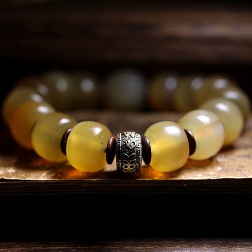 Sheep Horn Om Mani Padme Hum Auspicious Bracelet Sheep Horn Om Mani Padme Hum Auspicious Bracelet