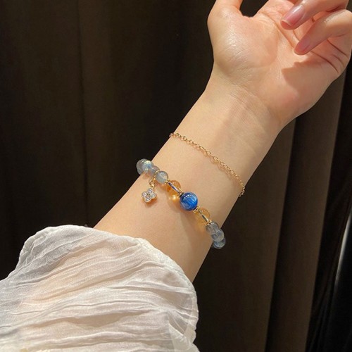Natural Moonstone Flower Charm Healing Beads Bracelet Natural Moonstone Flower Charm Healing Beads Bracelet