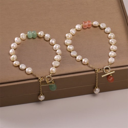 Pearl Green Strawberry Quartz Healing Bracelet