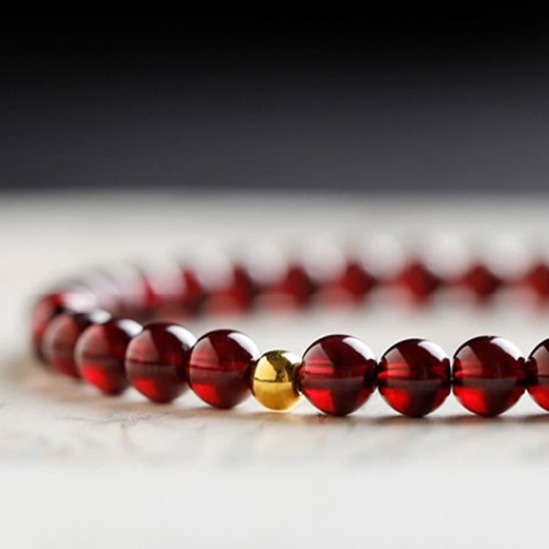 999 Gold Koi Fish Garnet Protection Bracelet 999 Gold Koi Fish Garnet Protection Bracelet