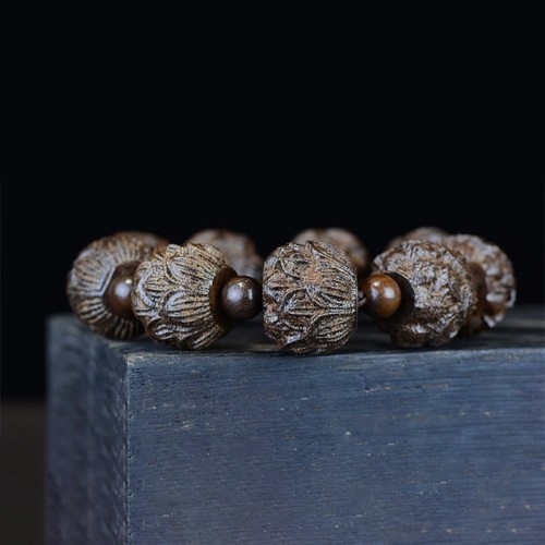 Ebony Wood Arhats Lotus Dragon Balance Bracelet