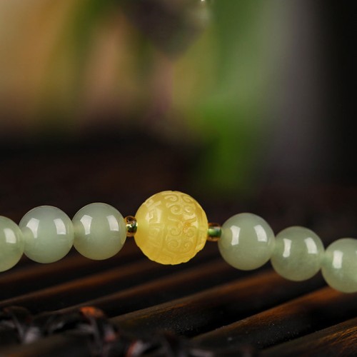 Jade Red Agate Amber Laughing Buddha Bracelet Jade Red Agate Amber Laughing Buddha Bracelet