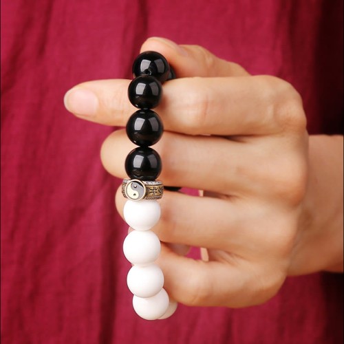 925 Sterling Silver Black Obsidian White Shell Yin Yang Bracelet 925 Sterling Silver Black Obsidian White Shell Yin Yang Bracelet