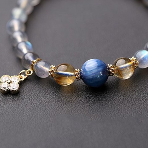 Natural Moonstone Flower Charm Healing Beads Bracelet Natural Moonstone Flower Charm Healing Beads Bracelet