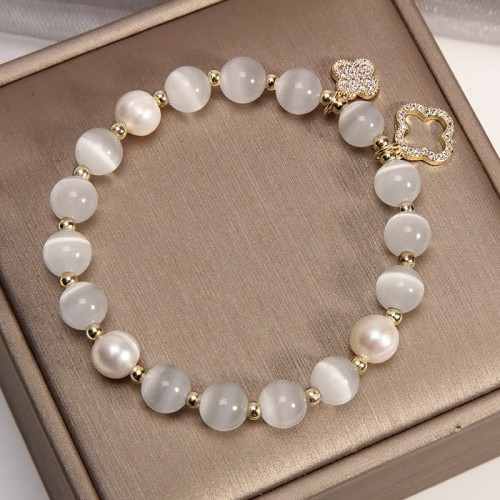 Cat's Eye Pearl Love Charm Bracelet Cat's Eye Pearl Love Charm Bracelet