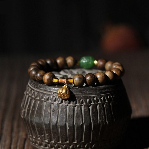 999 Gold Brunei Agarwood Cyan Jade Lotus Bracelet 999 Gold Brunei Agarwood Cyan Jade Lotus Bracelet