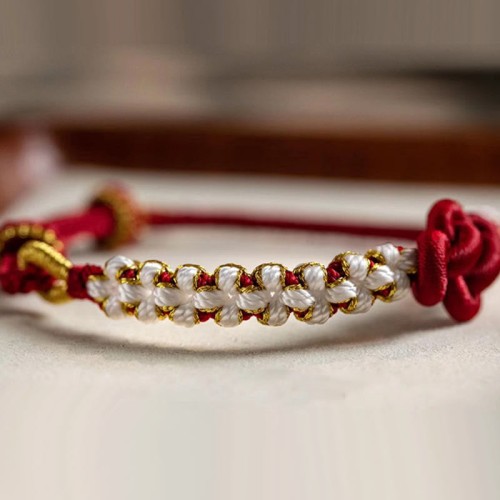 Handmade True Love Knot Peach Blossom Bracelet Handmade True Love Knot Peach Blossom Bracelet