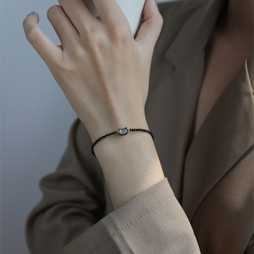 Gold Plated Black Spinel Cat Healing Bracelet