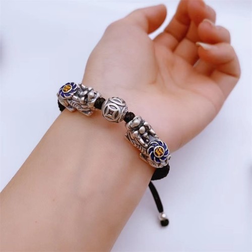Feng Shui Five Emperor Coins PiXiu Wealth Bracelet