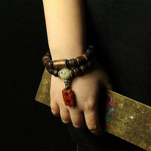 Tibetan Yak Bone Dzi Bead Turquoise Evil Spirit Bracelet Tibetan Yak Bone Dzi Bead Turquoise Evil Spirit Bracelet
