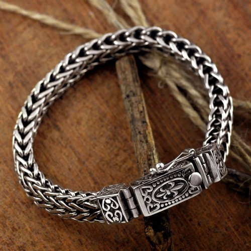 Retro Dragon Keel Braided Healing Bracelet