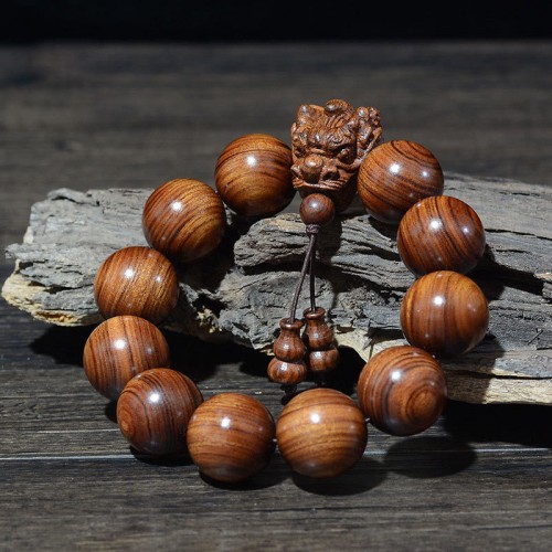 Rosewood Green Sandalwood Dragon Carved Bracelet Rosewood Green Sandalwood Dragon Carved Bracelet