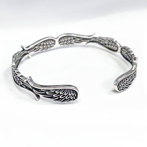 Angel Wings Feather Pattern Luck Cuff Bracelet Angel Wings Feather Pattern Luck Cuff Bracelet