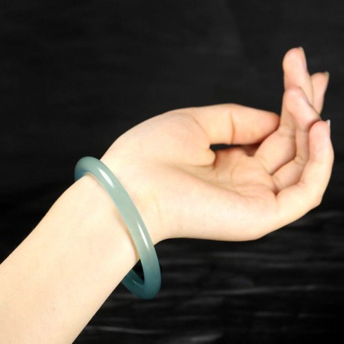 Green Phantom Crystal Confidence Bracelet