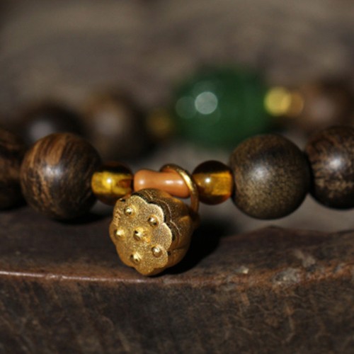999 Gold Brunei Agarwood Cyan Jade Lotus Bracelet 999 Gold Brunei Agarwood Cyan Jade Lotus Bracelet