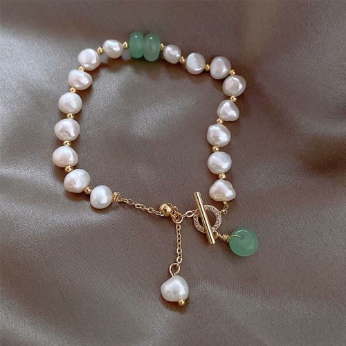 Pearl Green Strawberry Quartz Healing Bracelet