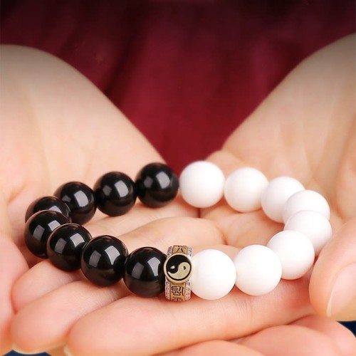 925 Sterling Silver Black Obsidian White Shell Yin Yang Bracelet 925 Sterling Silver Black Obsidian White Shell Yin Yang Bracelet