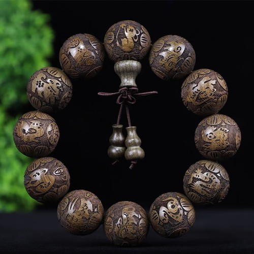 Chinese Zodiac Rosewood PiXiu Carved Bracelet Chinese Zodiac Rosewood PiXiu Carved Bracelet