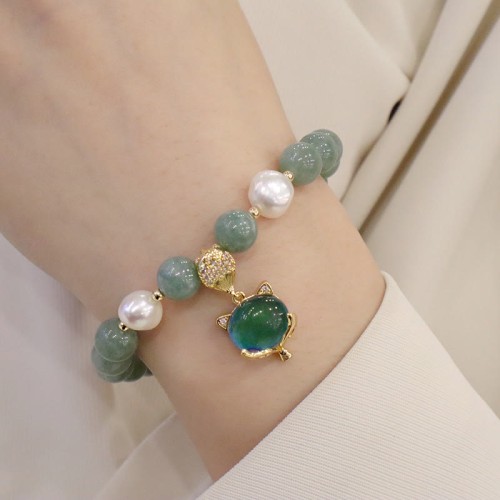 Jade Pearl Fox Charm Luck Bracelet Jade Pearl Fox Charm Luck Bracelet