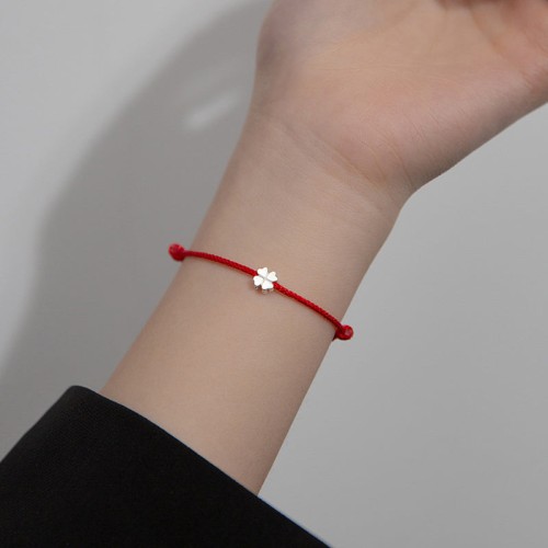 925 Silver Four Leaf Clover Red Rope Bracelet 925 Silver Four Leaf Clover Red Rope Bracelet