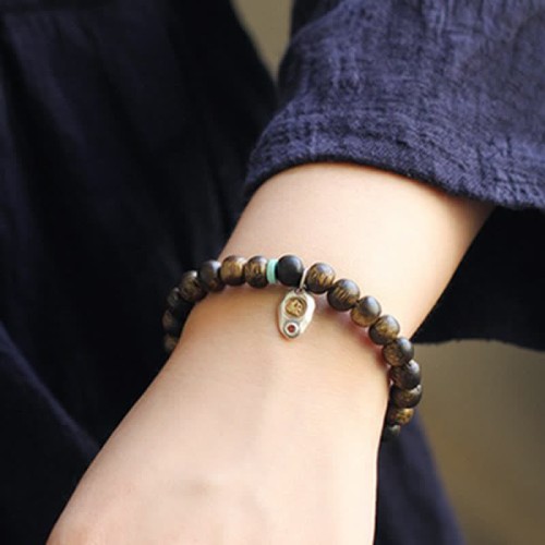 Vietnam Qinan Agarwood Turquoise Balance Strength Bracelet Vietnam Qinan Agarwood Turquoise Balance Strength Bracelet