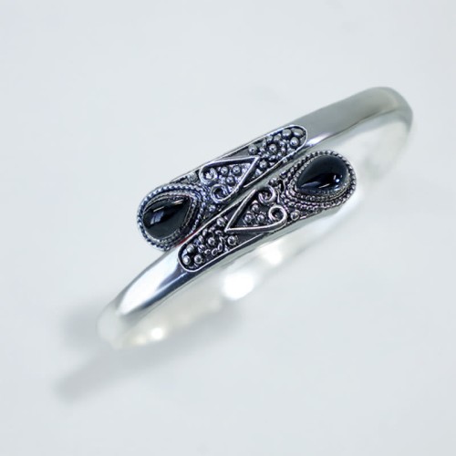 Zircon Water Drop Healing Cuff Bracelet