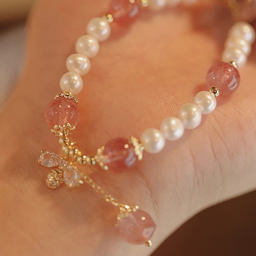 Pearl Strawberry Quartz Honey Bee Charm Healing Bracelet